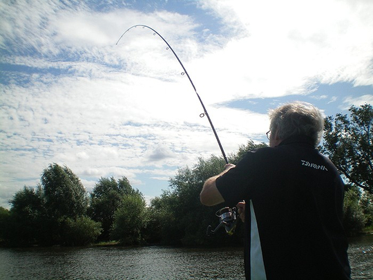 42651_game-for-barbel-rod.jpg_cap